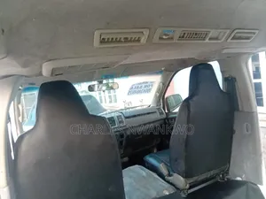 Toyota HiAce 2013 White