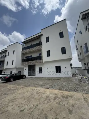 6bdrm Duplex in Private Property, Guzape District for sale