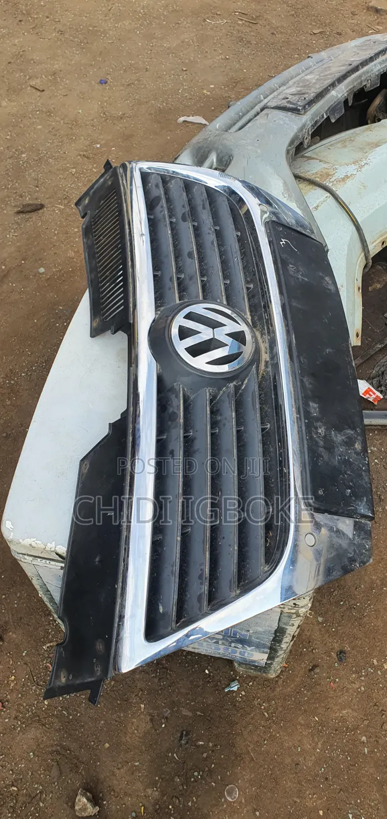 Front Grill Passat Fsi