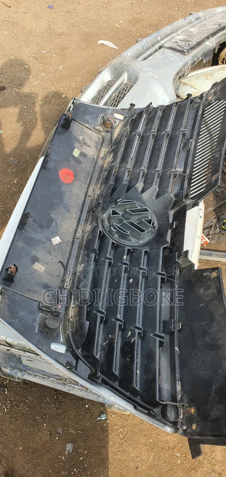 Front Grill Passat Fsi