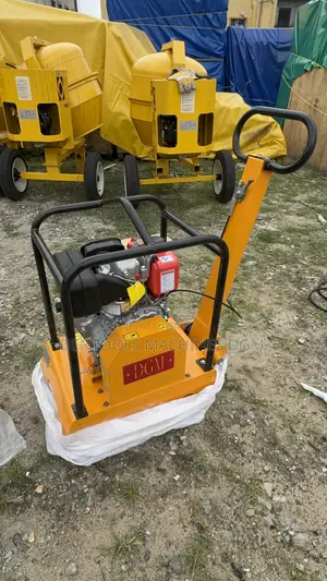 DGM C-120 Diesel Plate Compactor