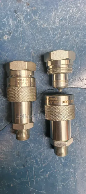 High-Pressure Hydraulic Quick Couplers 3/8 NPT