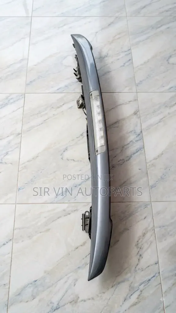 Boot Spoiler Toyota Highlander 2012