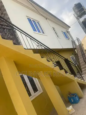 2bdrm Block of Flats in Odo Ona Area for sale