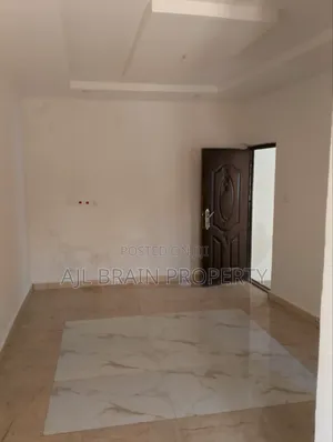 1bdrm Block of Flats in News Engineering for rent