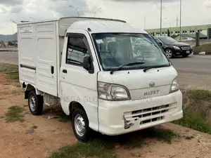 Hijet Mini Van