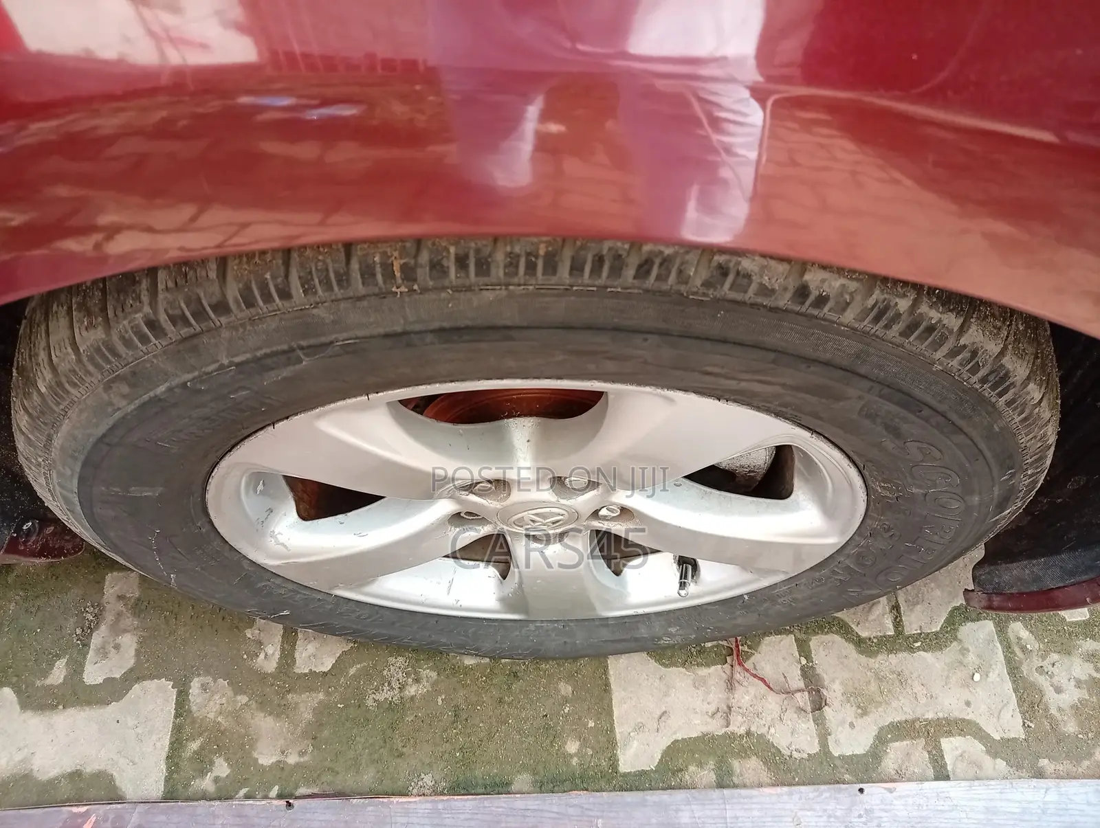 Toyota Sienna 2011 Red
