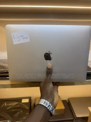 Laptop Apple MacBook Pro 2017 8GB Intel Core i5 SSD 256GB