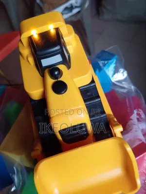 "CAT Construction Bulldozer Toy . Lights and Sounds "