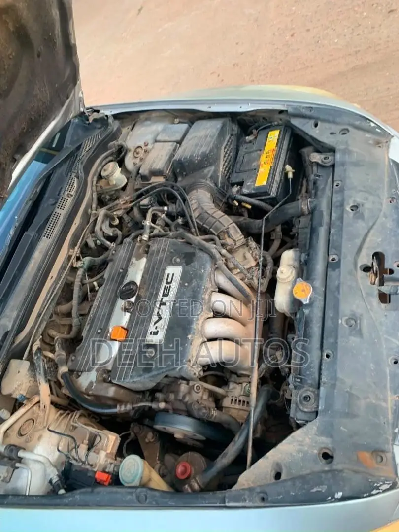 Honda Accord 2004 Silver