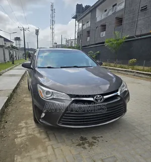 Toyota Camry 2017 Gray