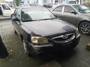 Hyundai Verna 2010 Black