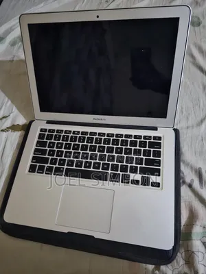 Laptop Apple MacBook Air 2015 8GB Intel Core i7 SSD 256GB