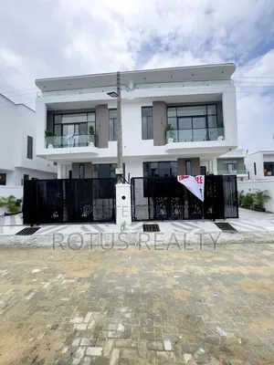 4bdrm Duplex in Ikota for sale