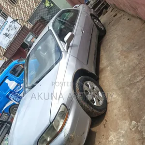 Honda Accord 1999 Silver