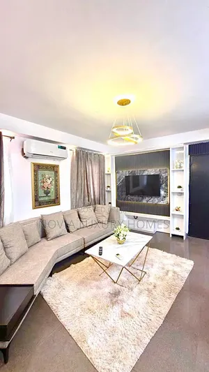 Luxury 3 Bedroom Apartment With Sit Out and Parking Space