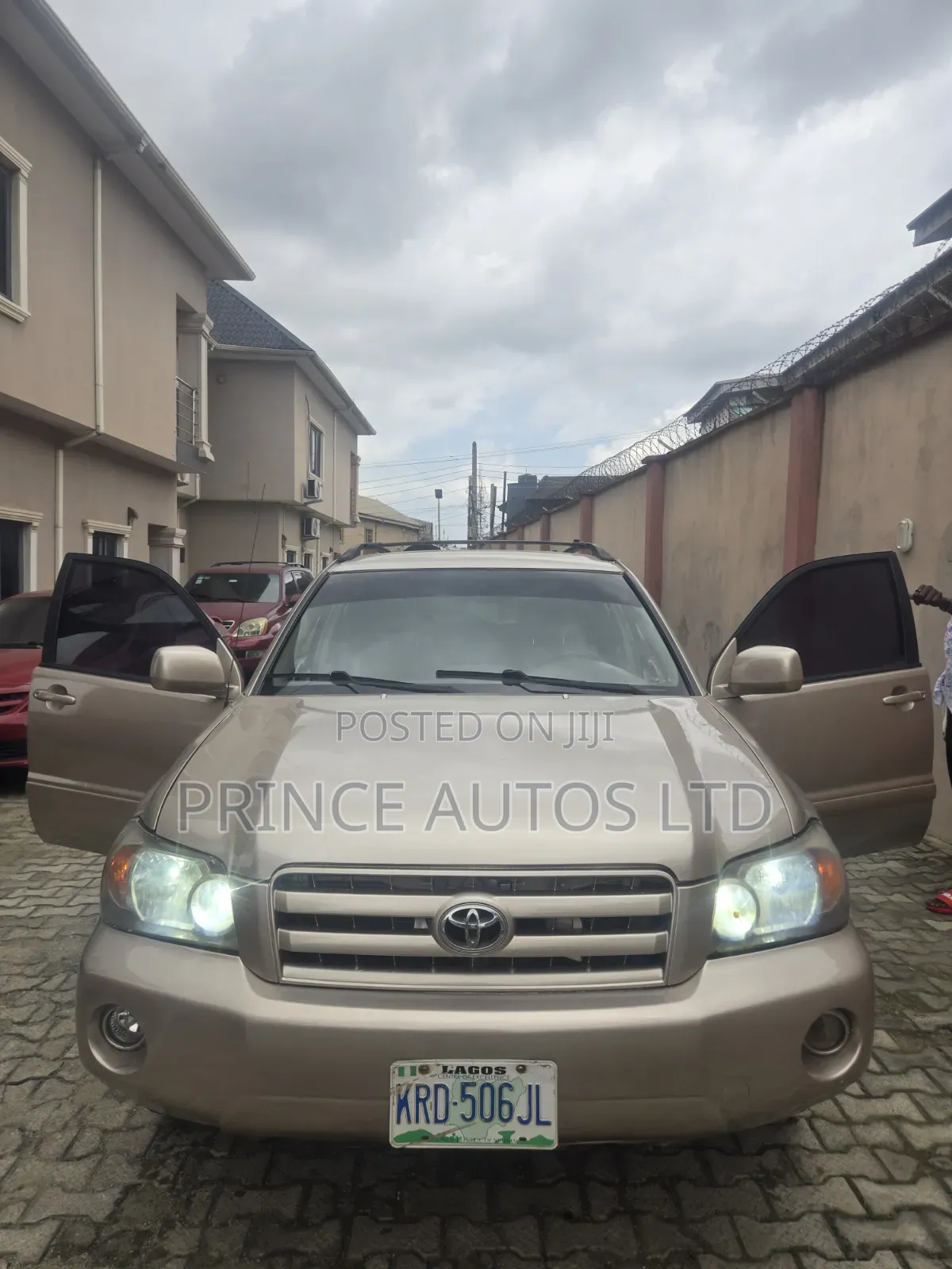 Toyota Highlander 2006 Gold
