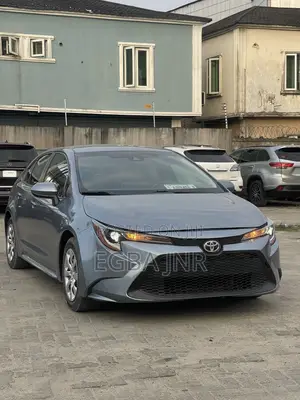 Toyota Corolla 2021 Blue