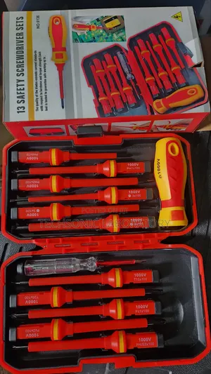 Insulated Screw Driver