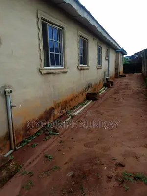 6bdrm Block of Flats in 3 Buildings. 1 3, Shimawa for sale