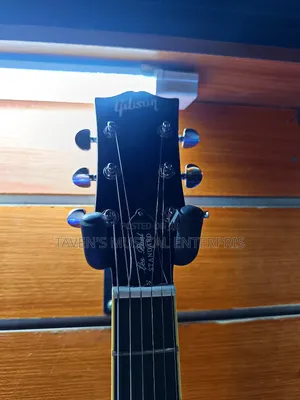 Gibson Les Paul Six String Electric Guitar