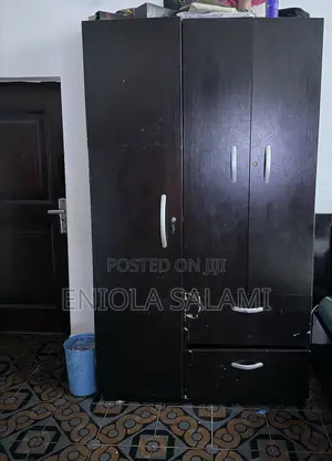 4ft by 7ft Wardrobe