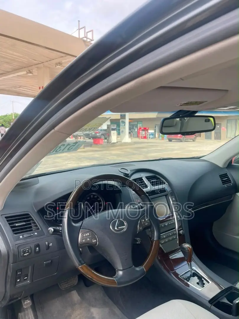 Lexus ES 350 2010 Gray