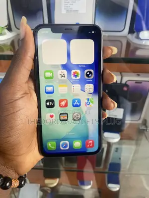 Apple iPhone 11 64 GB Black