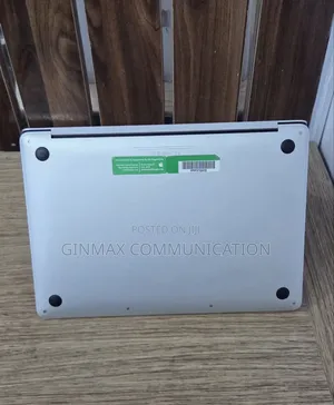 Laptop Apple MacBook Pro 2017 8GB Intel Core i5 SSD 256GB