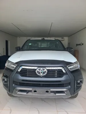 New Toyota Hilux 2026 Black