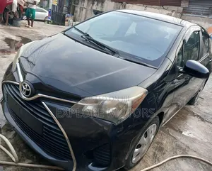 Toyota Yaris 2015 Black