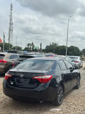Toyota Corolla 2015 Black