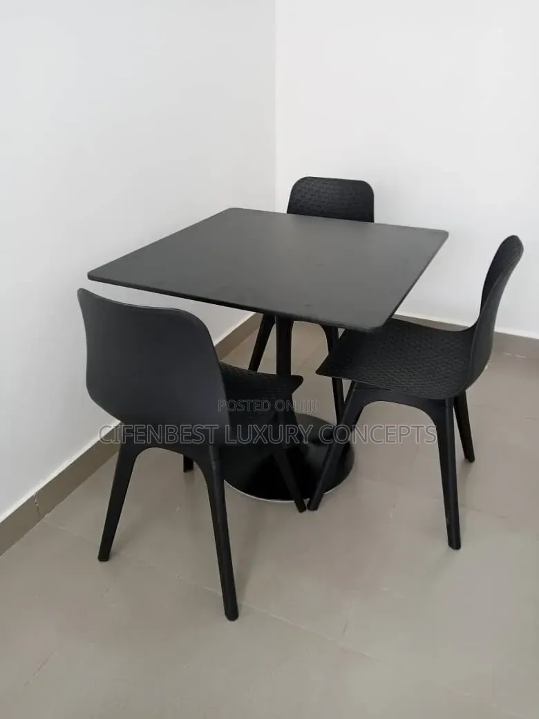 Wooden Top Squared Table and Chairs for Restaurants
