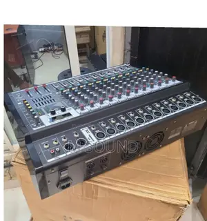 Yamaha Powered Mixer 12 Channels