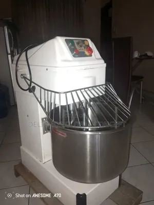 Barely 12.5kg Dough Mixer (Port Harcourt)