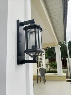 Cast Alluminium Outdoor Wall Light