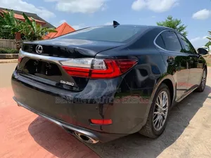 Lexus ES 2016 Black