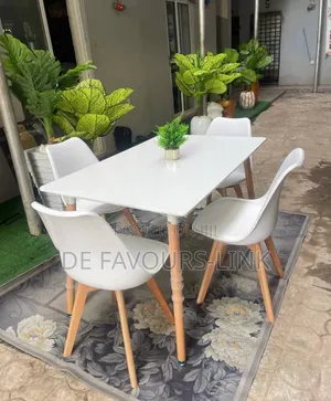 Wooden Leg Dinning Set