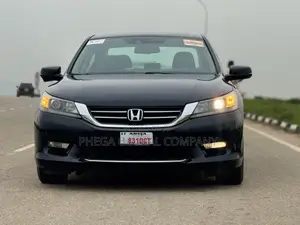 Honda Accord Touring V-6 4dr Sedan (3.5L 6cyl 6A) 2014 Black