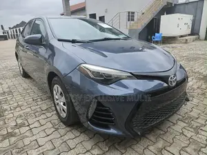 Toyota Corolla LE 4dr Sedan (1.8L 4cyl CVT) 2017 Gray