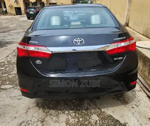 Toyota Corolla 2016 Black