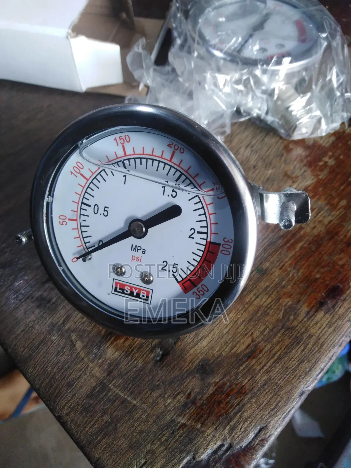 Pressure Gauge