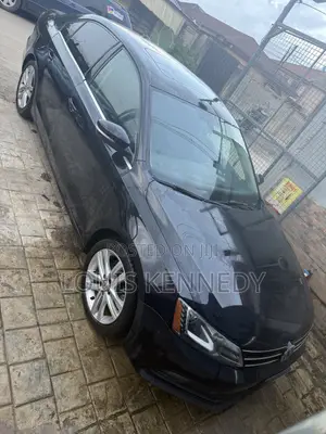 Volkswagen Jetta 1.8T SEL Premium 2016 Black