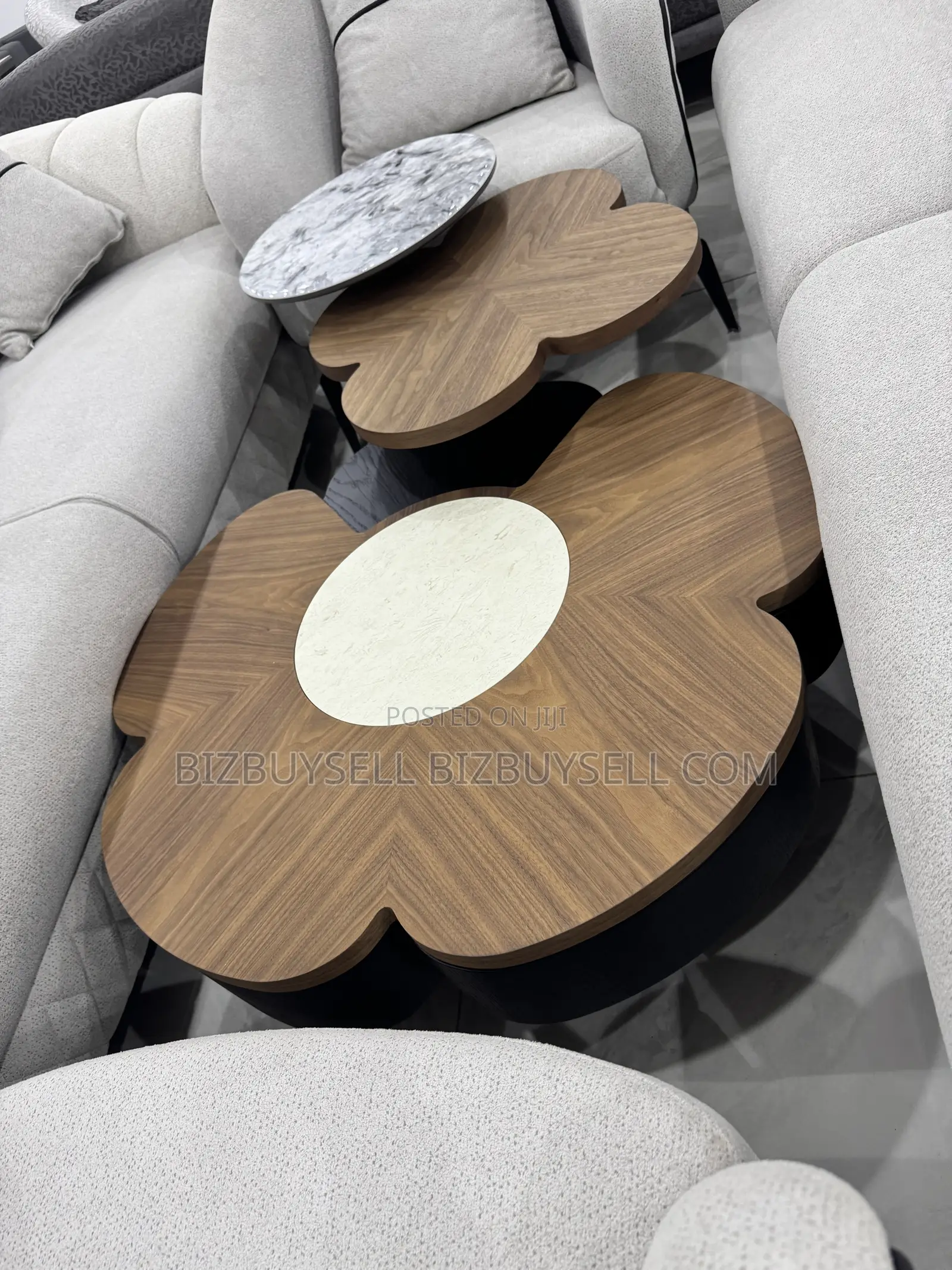 Durable Center Table With Side Stool