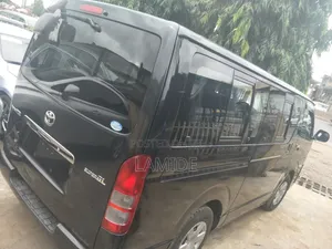 Toyota HiAce 2008 Black