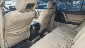 Toyota Land Cruiser Prado 2010 Black
