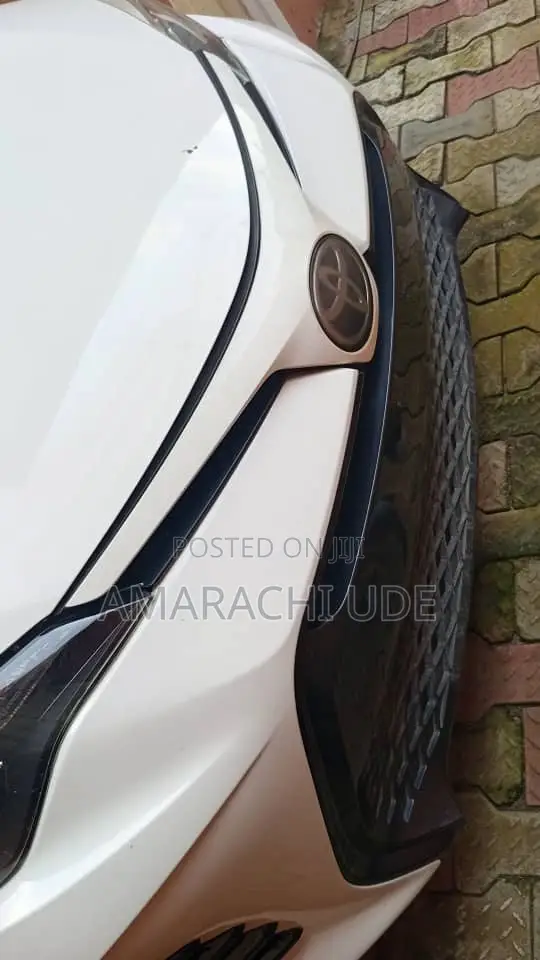 Toyota Corolla 2017 White