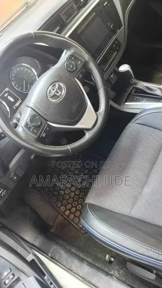 Toyota Corolla 2017 White