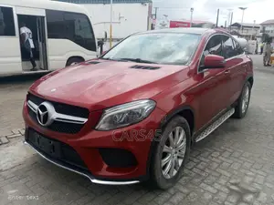 Mercedes-Benz GLE-Class 2016 Red