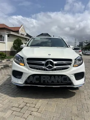 Mercedes-Benz GLE-Class GLE 350d 4MATIC 2017 White